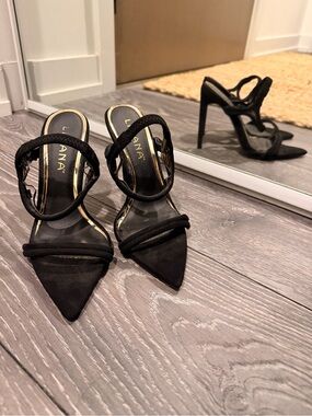 Liliana Black Strappy Pointed-Toe Stiletto Heels